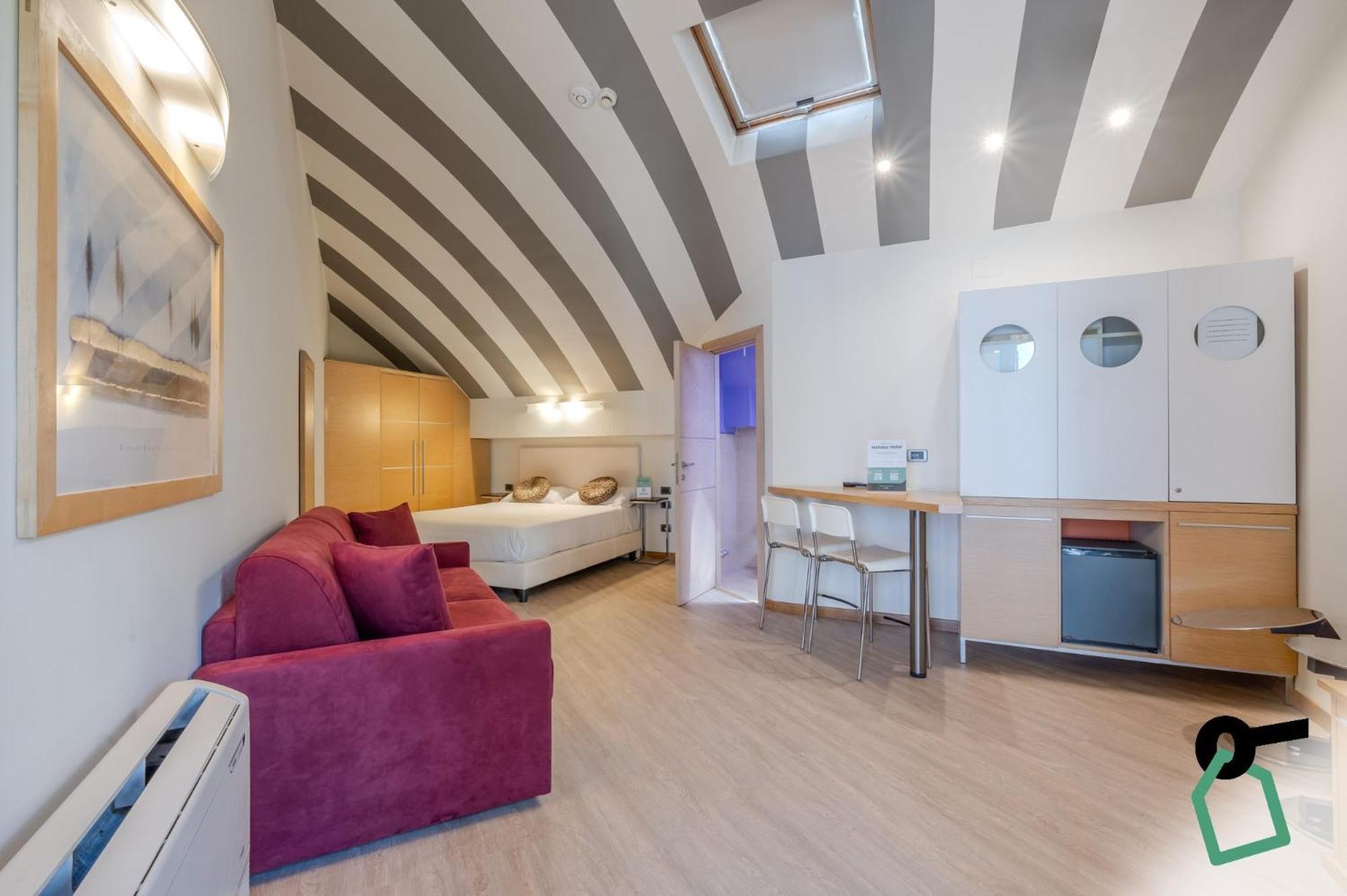 Hotiday Hotell