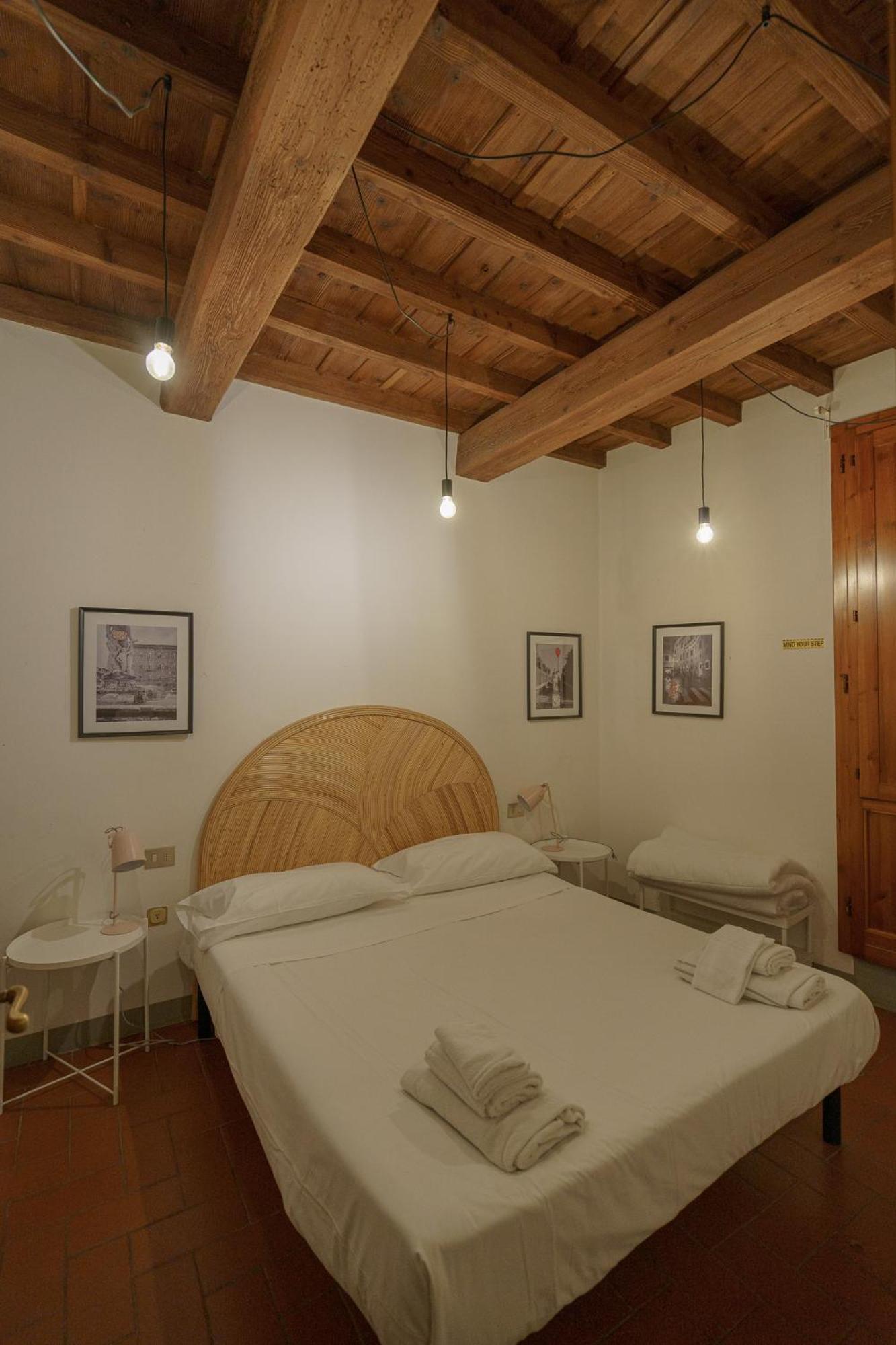 Traditional Florentine 1br Close To Piazza Santa Croce Firenze