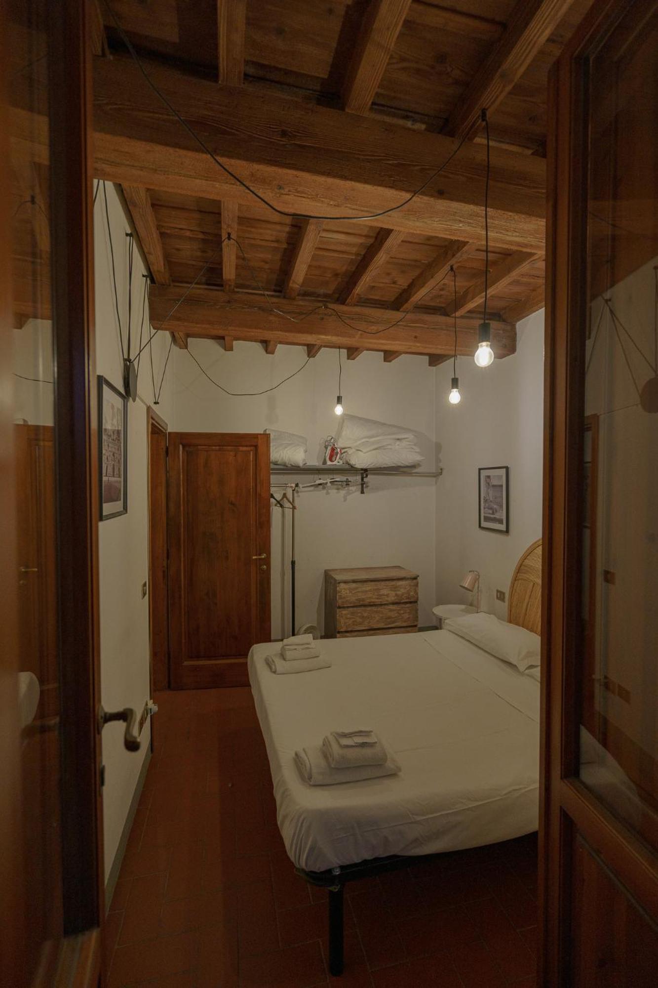 Traditional Florentine 1br Close To Piazza Santa Croce Appartamento *