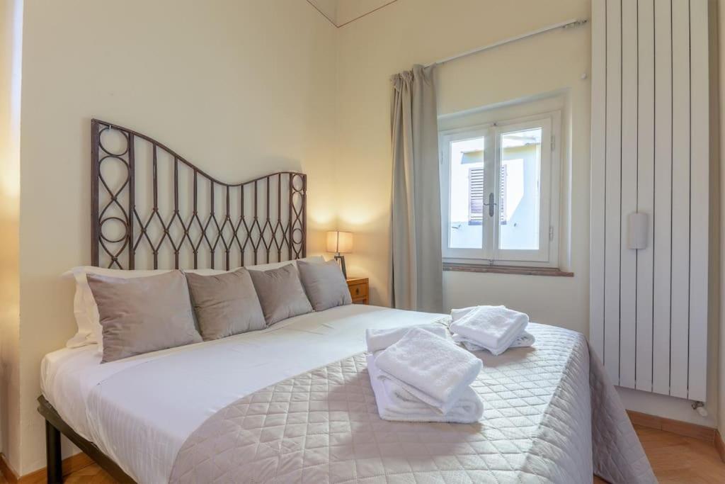 A Flat In Via Della Vigna Nuova * Firenze