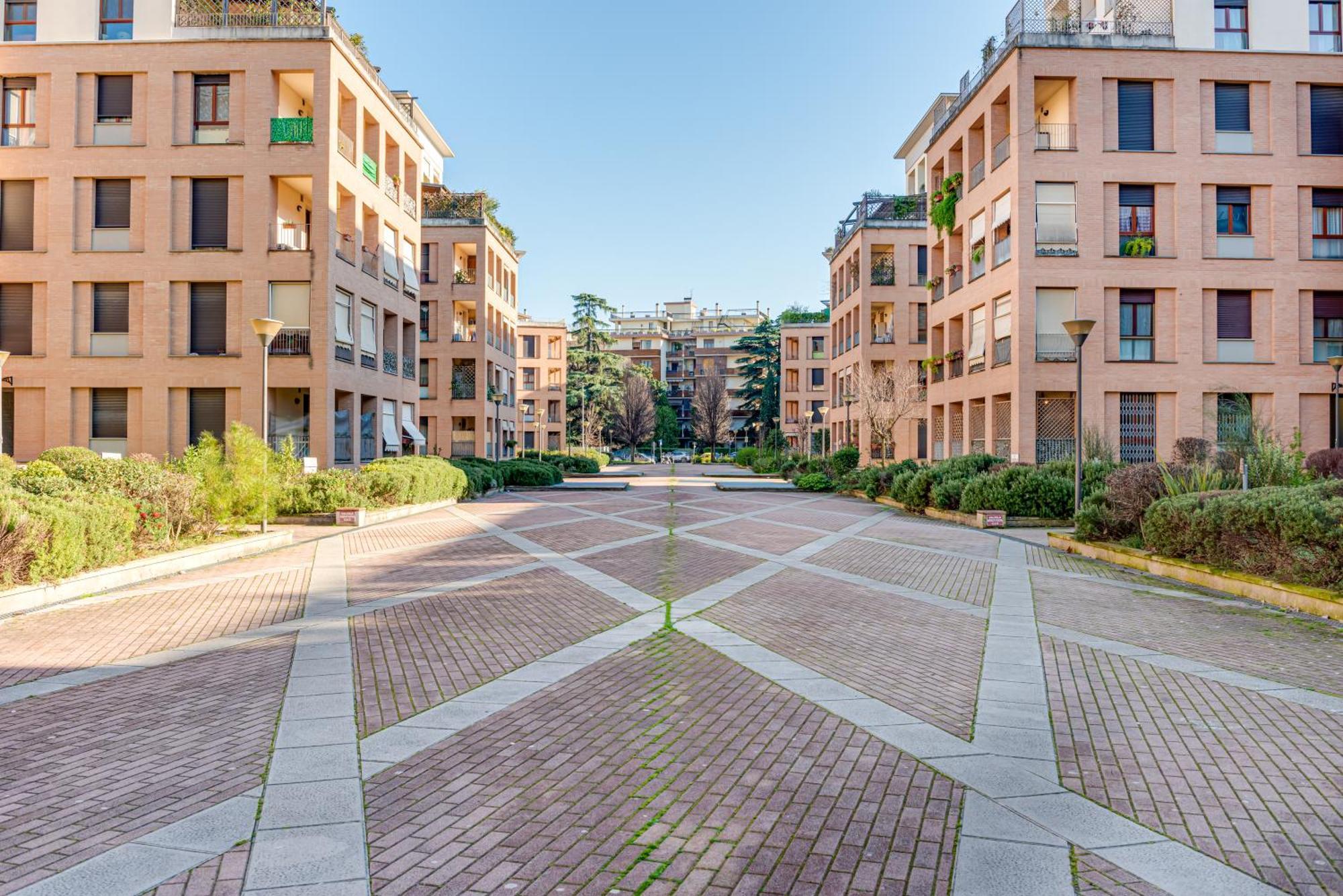Castelnuovo Hub - Sweet Dreams In Firenze