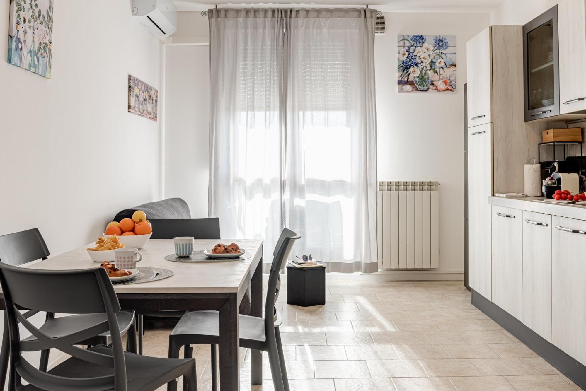 Castelnuovo Hub - Sweet Dreams In *