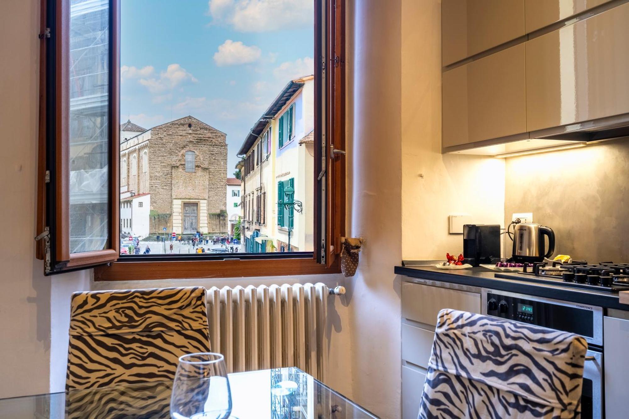 Appartamento Elegante Panoramica Carmine