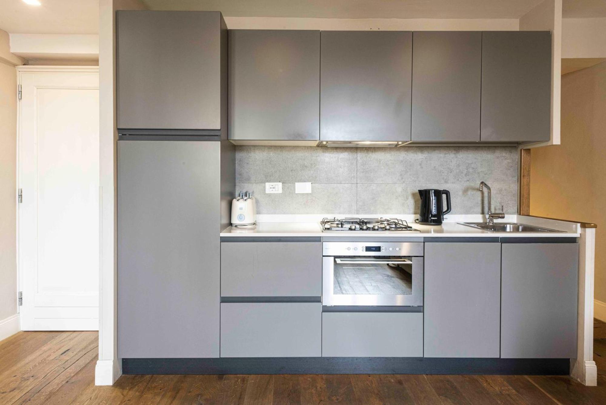 Alfani Modern Loft By Mmega Appartement