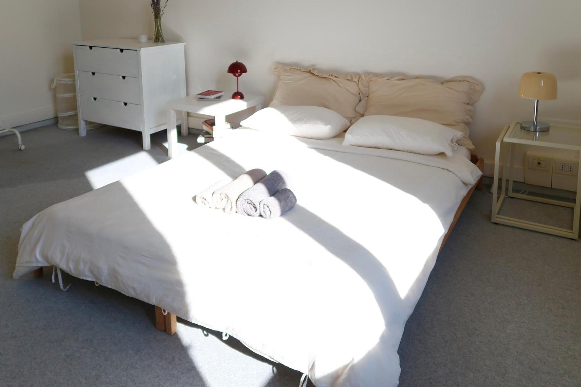 Bed & Breakfast Bright And Spacious Esthers H Firenze