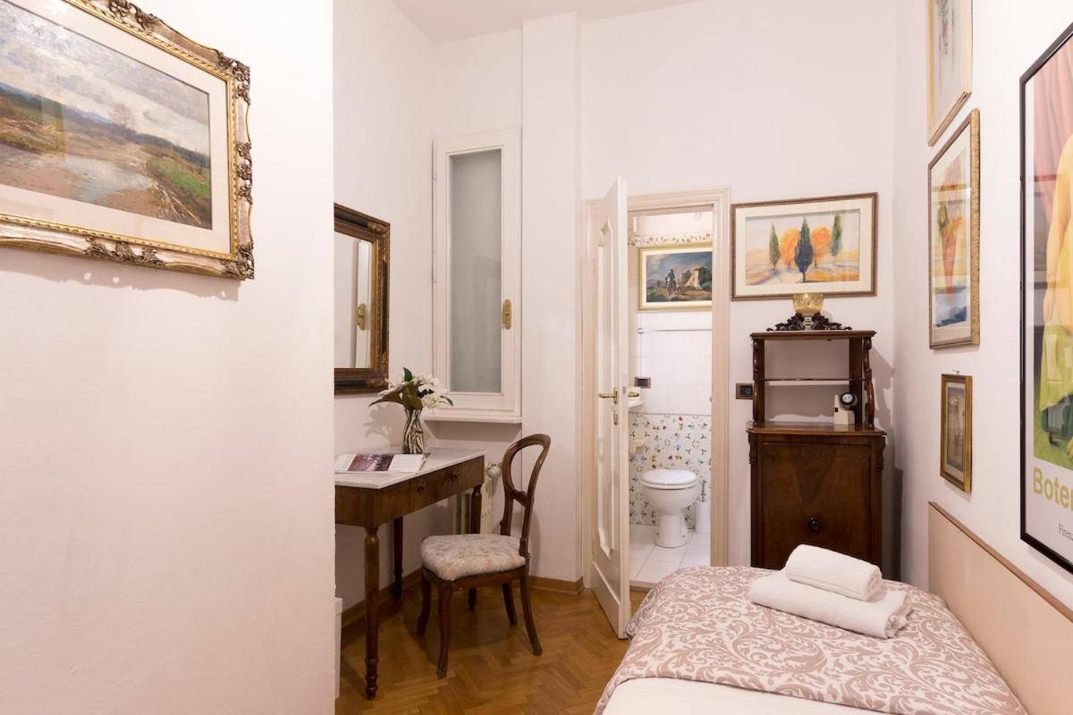 Wonderful Terrace Over Ponte Vecchio With Elevator Leilighet *