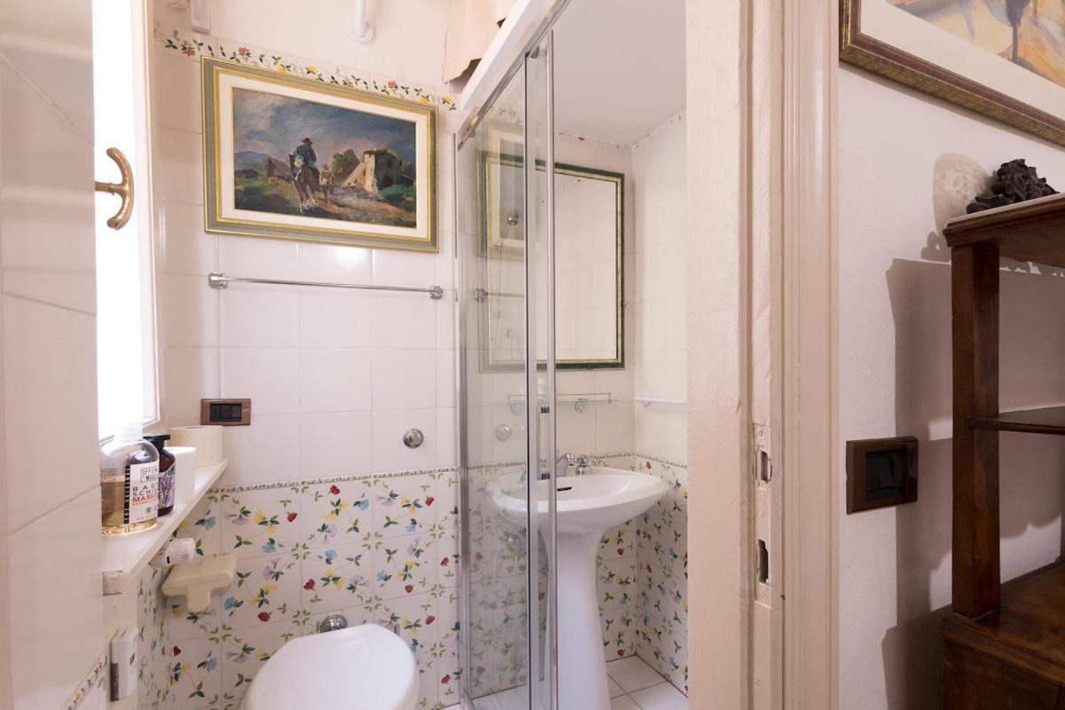 Wonderful Terrace Over Ponte Vecchio With Elevator Leilighet *