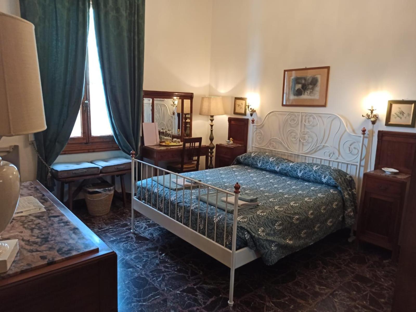 Guest house By Anna Florence