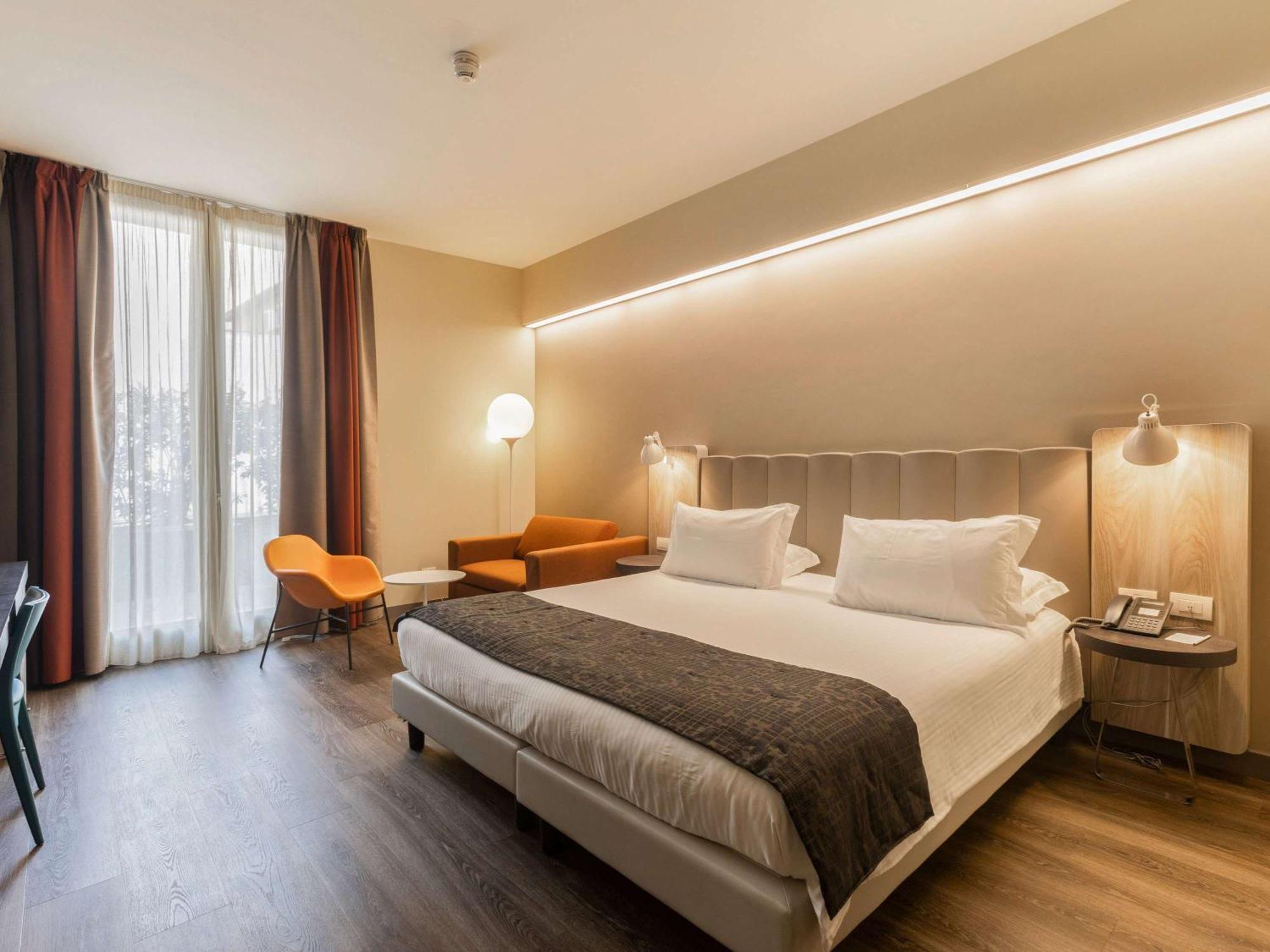 Mercure Centro 4*