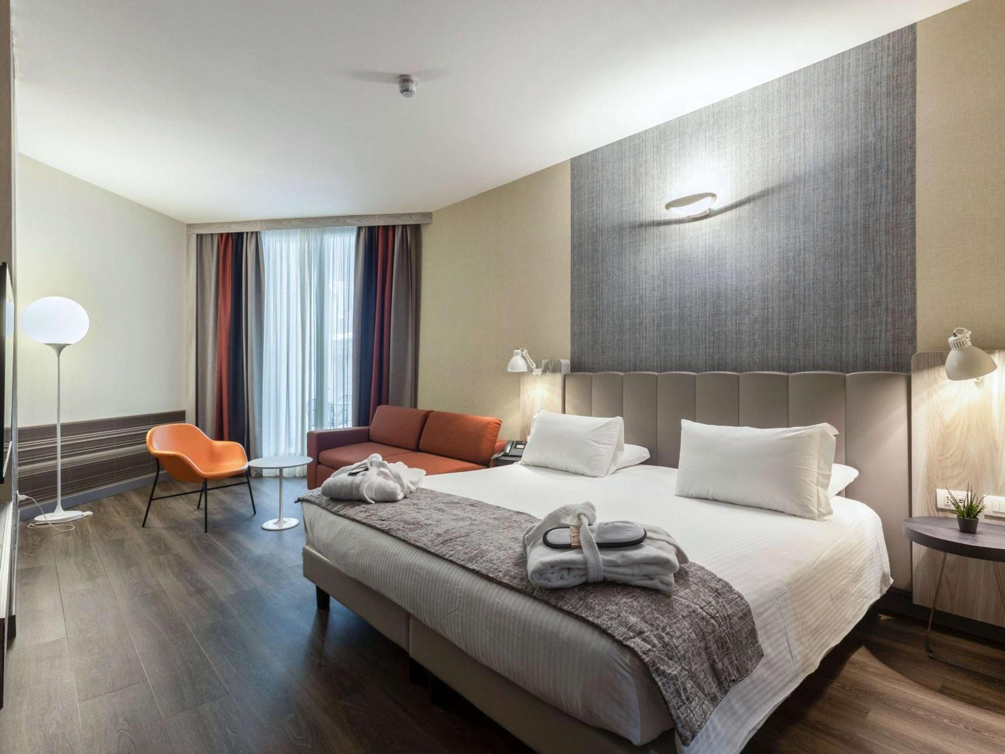 Mercure Centro Hotell 4*