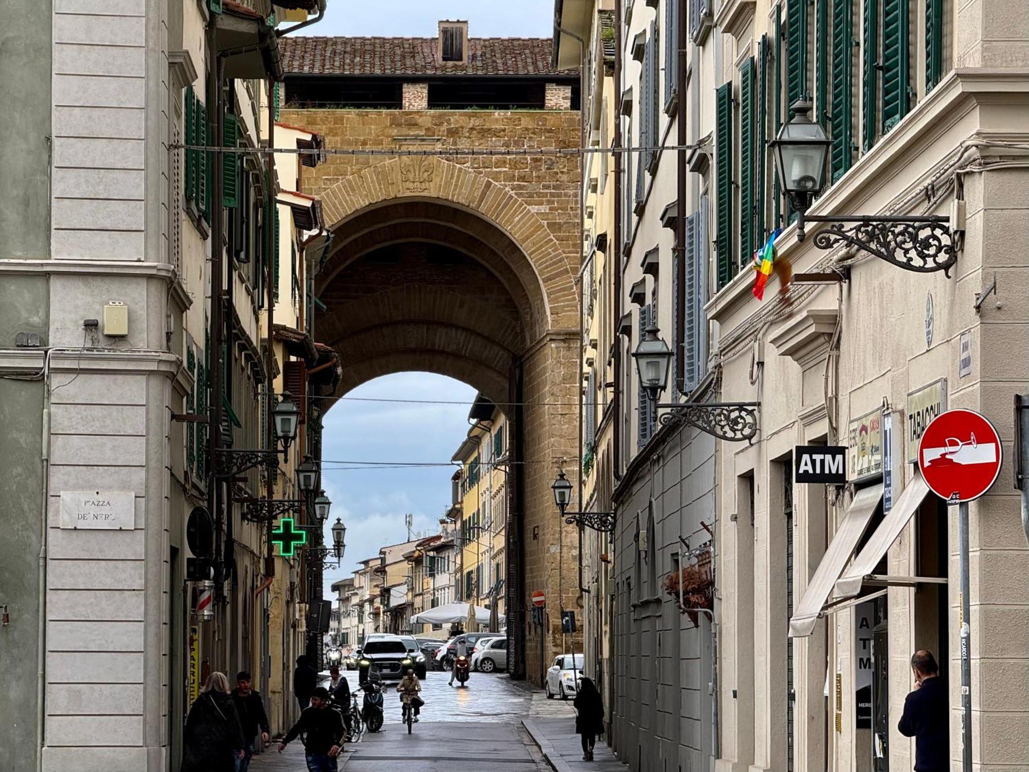 Sun Frediano Bed & Breakfast