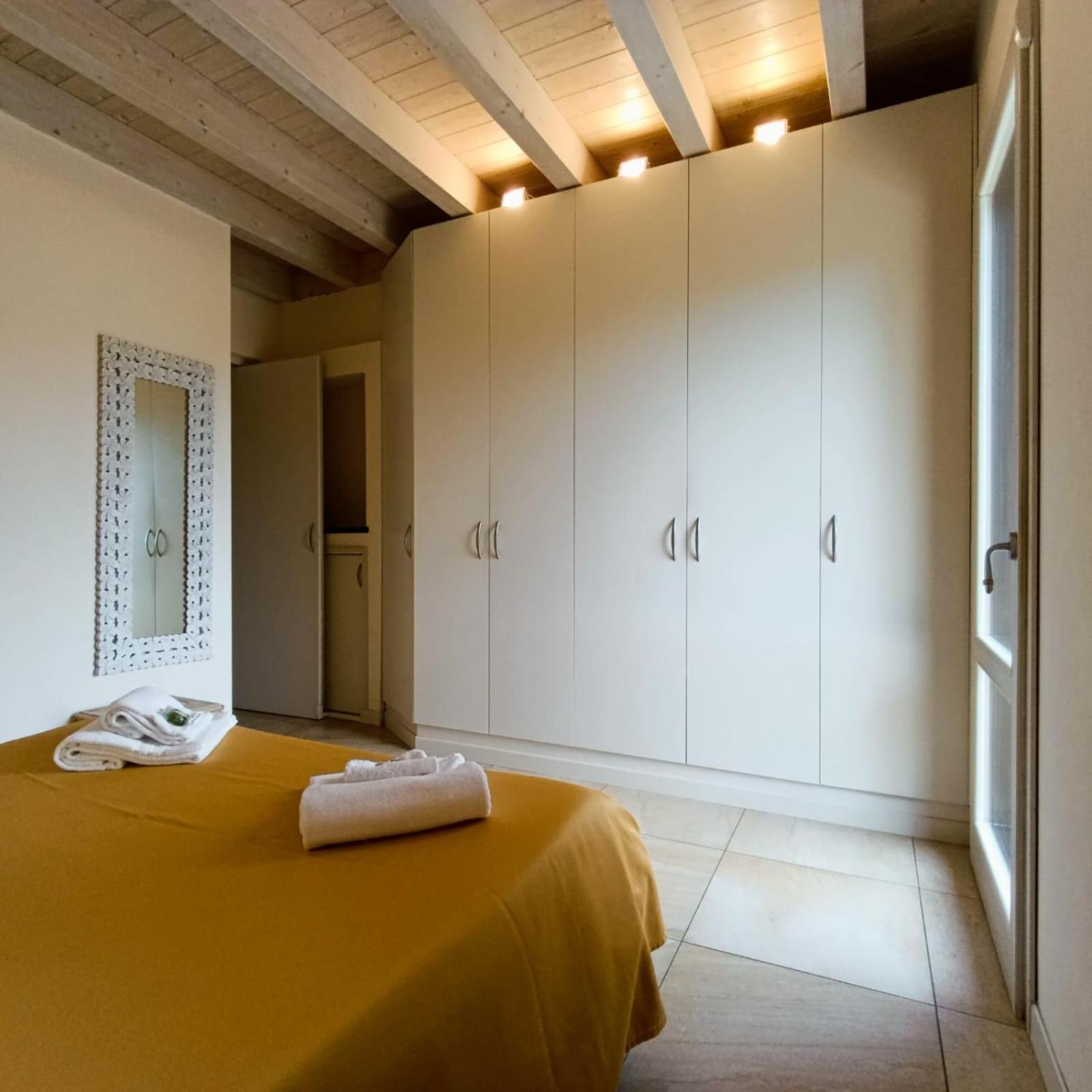 Con Piscina In Feriehus