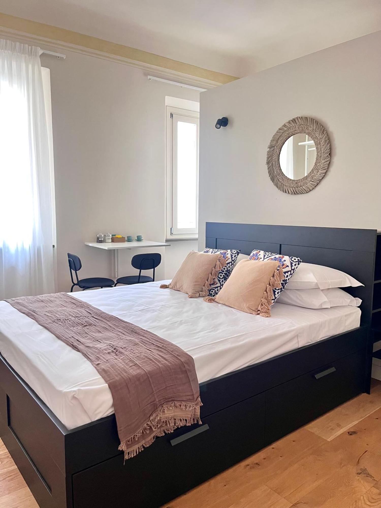 Florence Stop&Sleep Camere Con Bagno Privato E Cucinotto A 5 Min Dagli Uffizi Apartment
