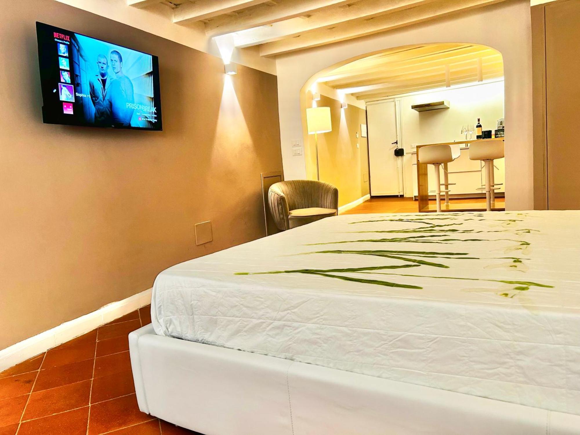Amazing First Floor In Piazza Santa Croce * Firenze