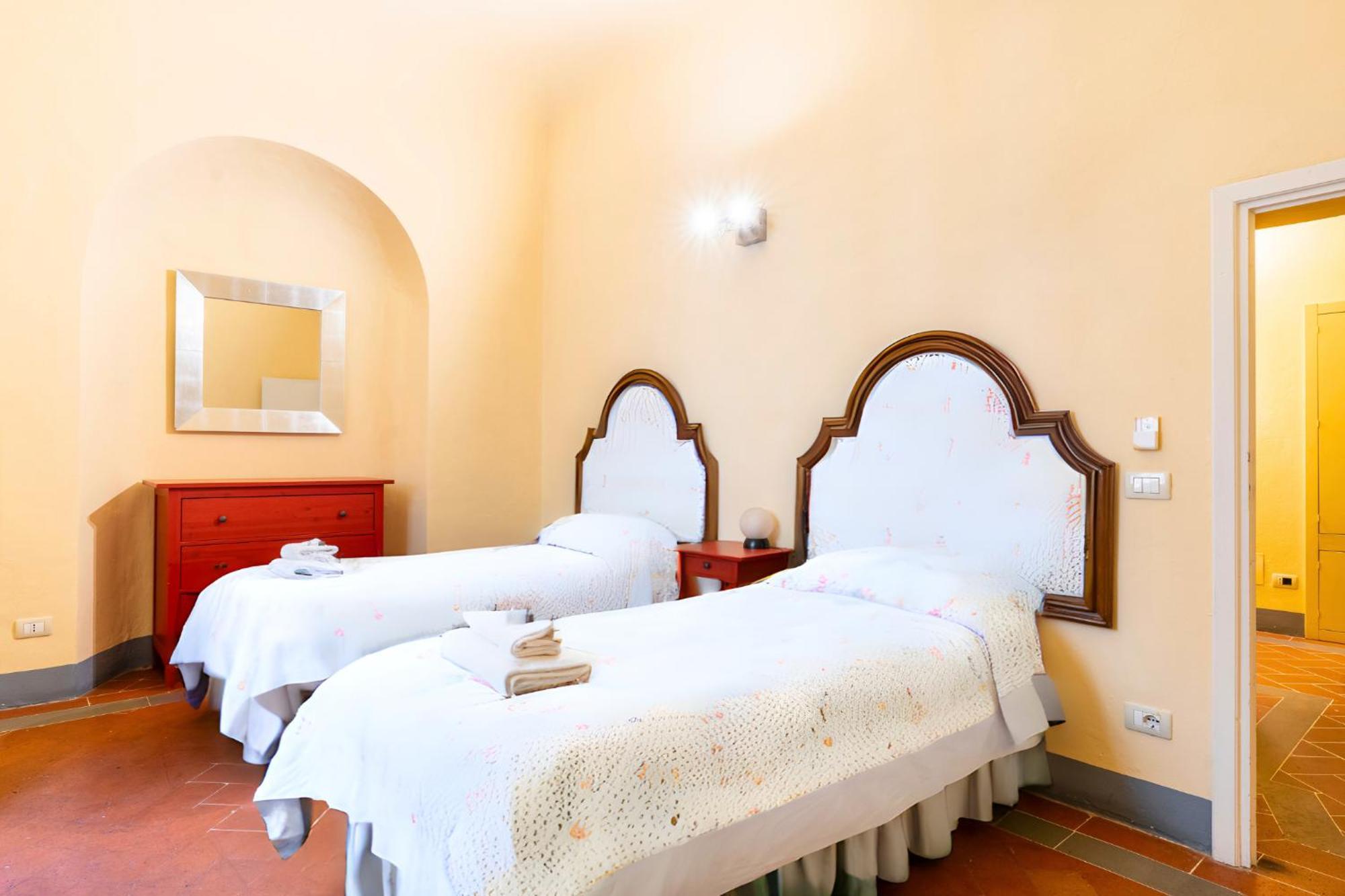 The Luxury Historic Palace Of Santa Croce Firenze