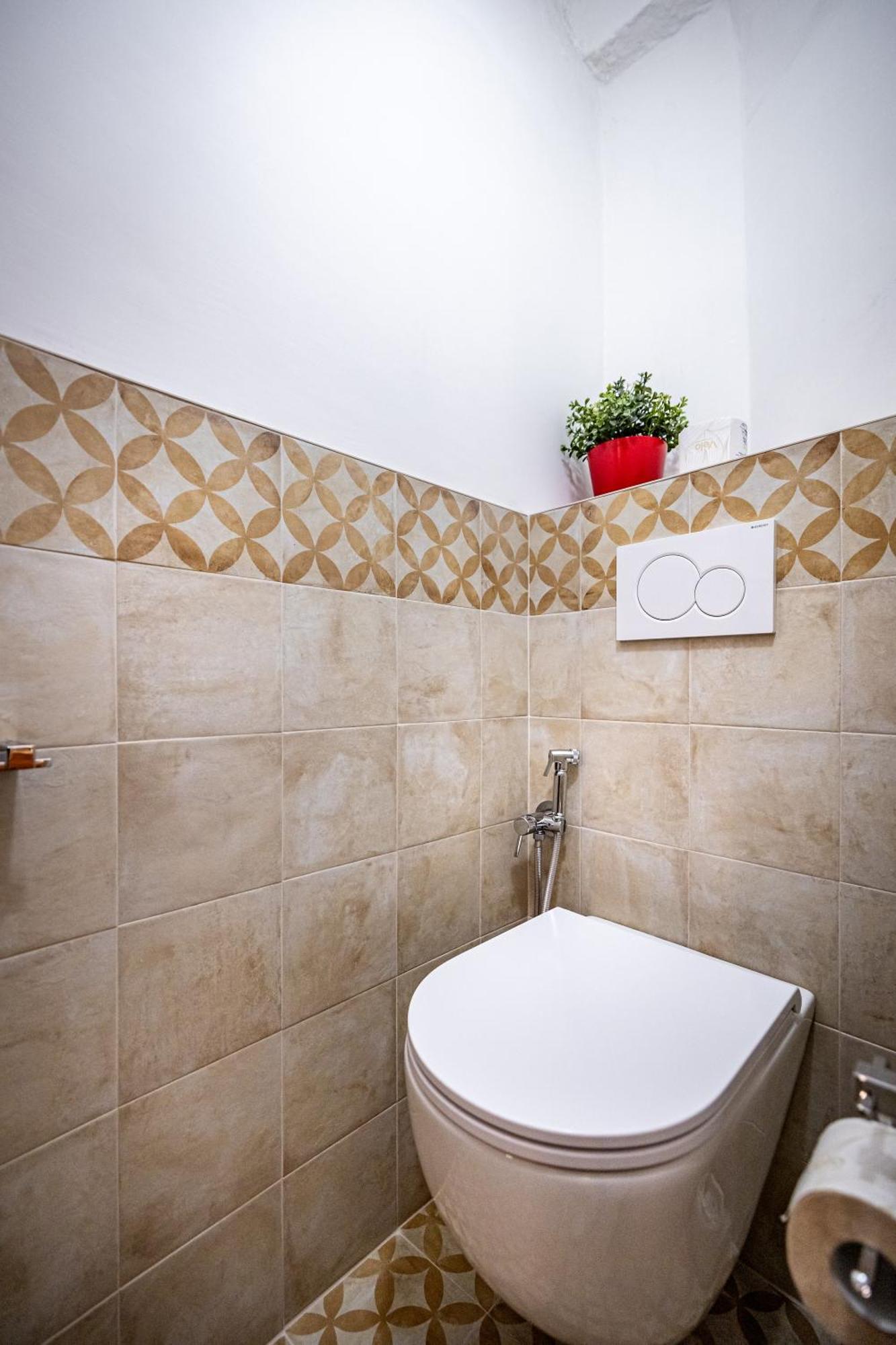 Roommo Viola * Firenze