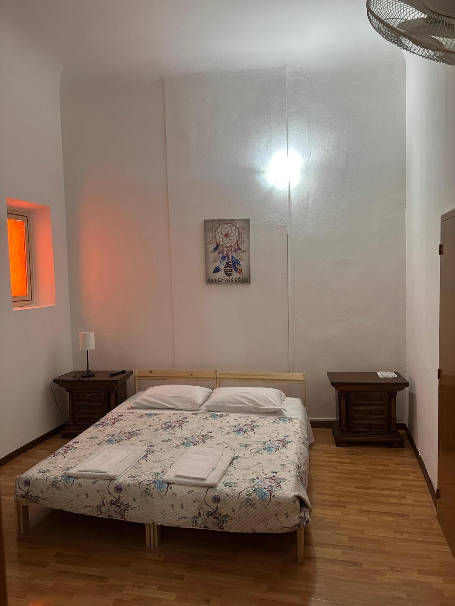 Affittacamere Rooms77 Centro Storico