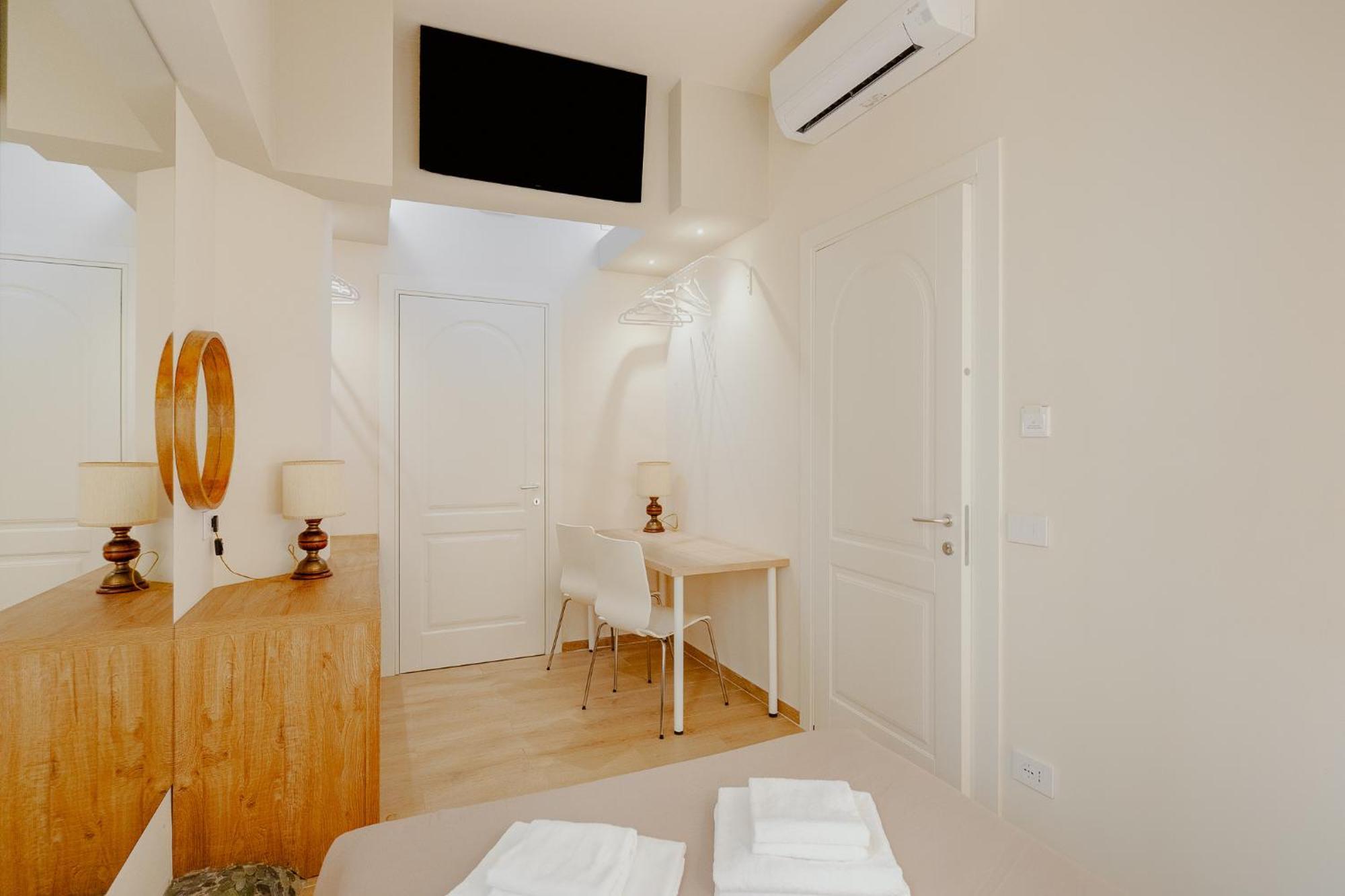 Guest house Duomo - Matrimoniali Con Bagno Privato *
