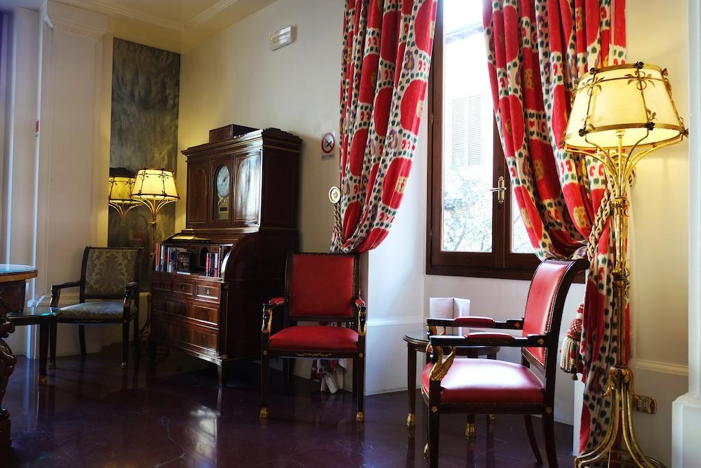 Hotel Albani