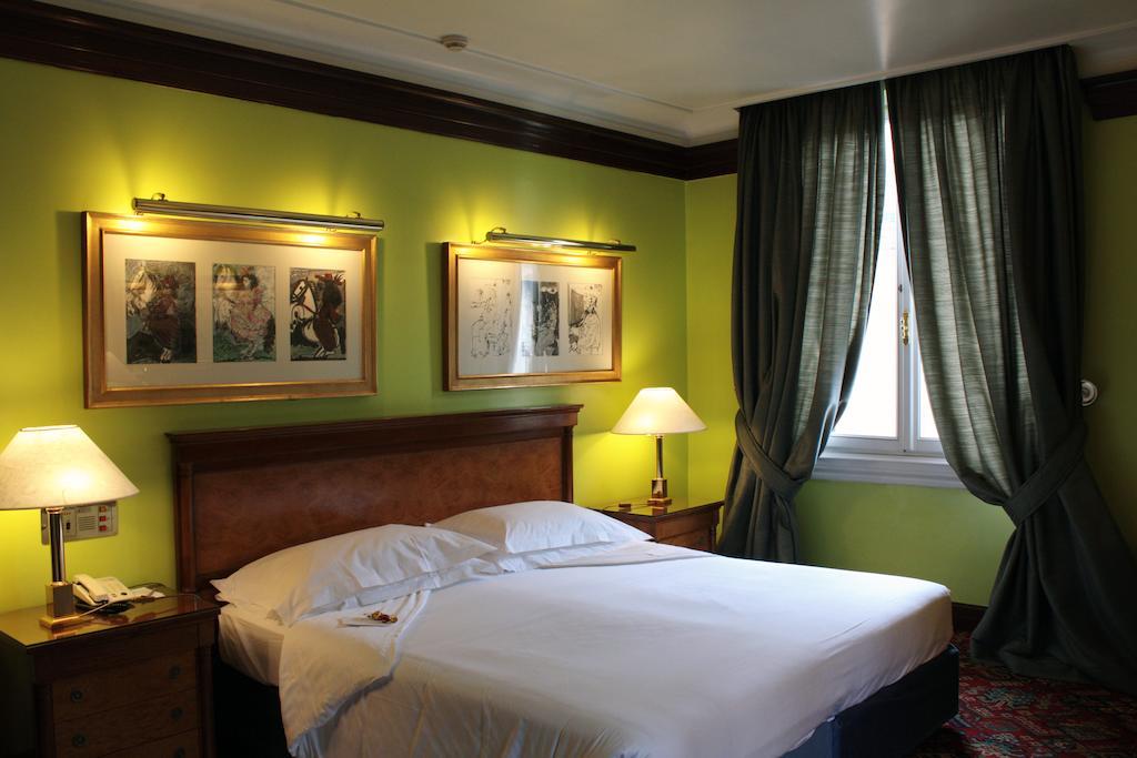 Hotel Albani 4*