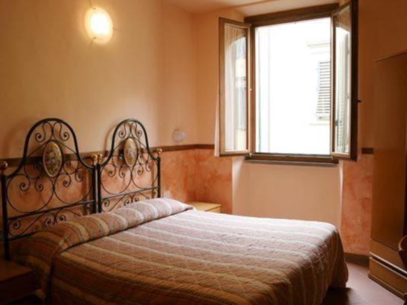 Monica Hotel