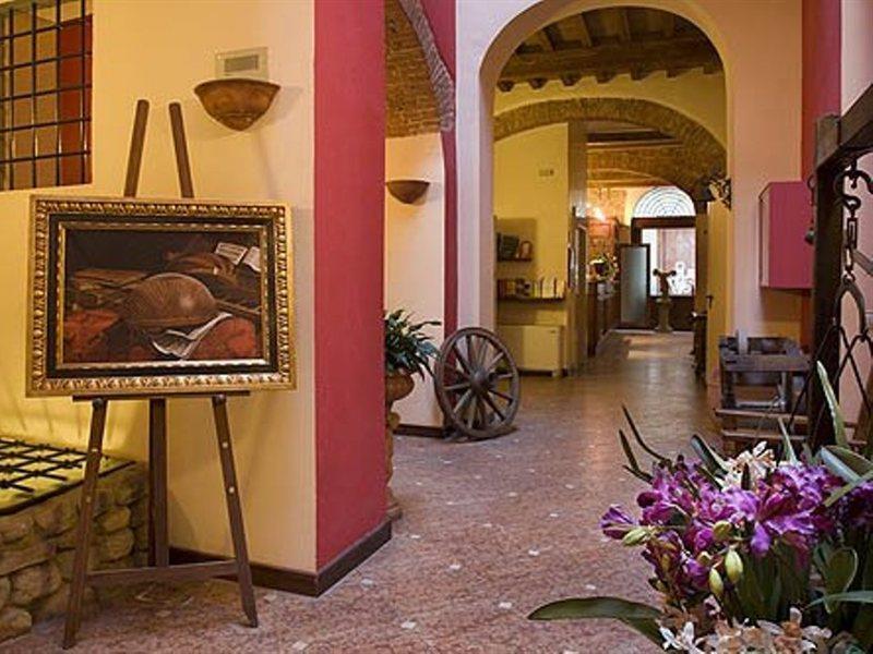 Hotel Porta Faenza 3*
