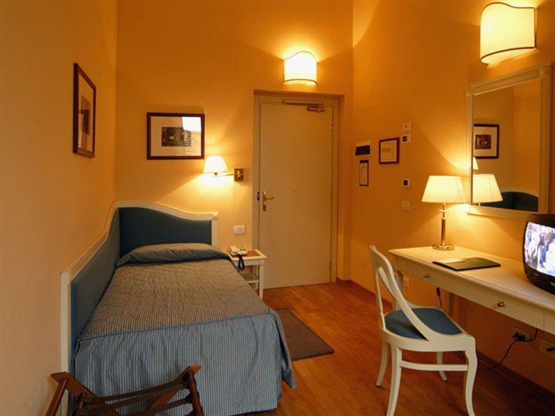 Carolus Firenze
