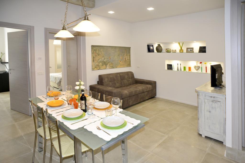 Apartment Ognissanti 67 Florence