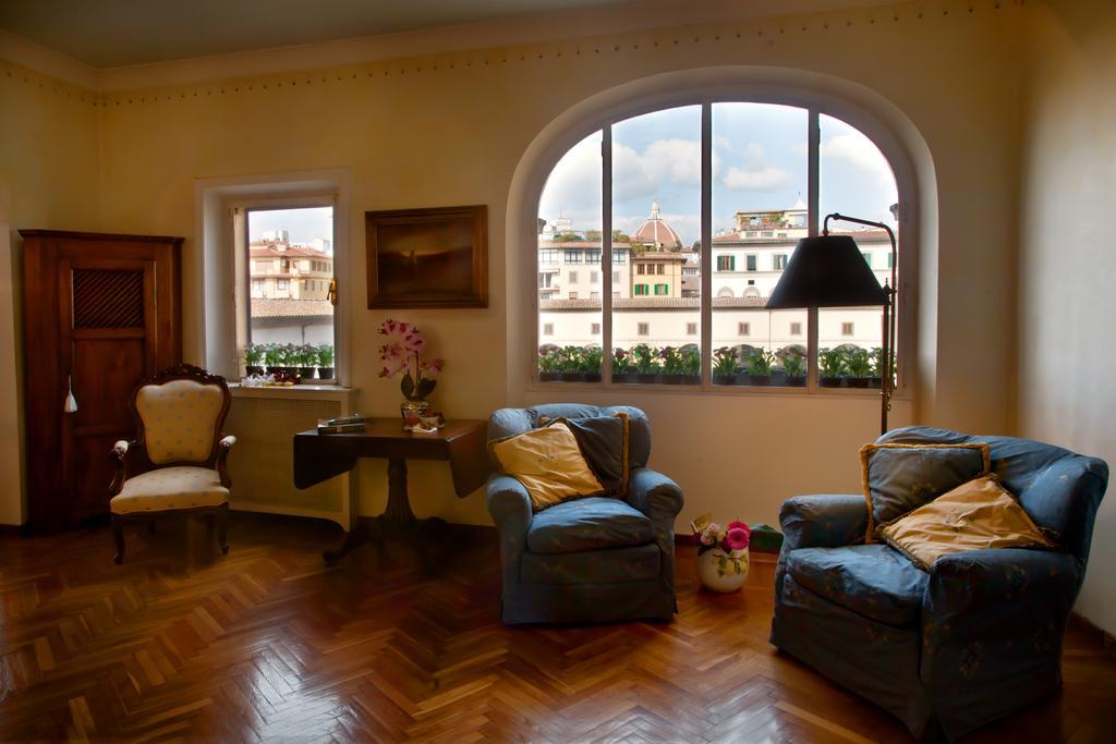 Ponte Vecchio Amazing View Firenze