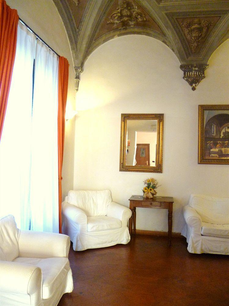 Vasari Hotel 3*