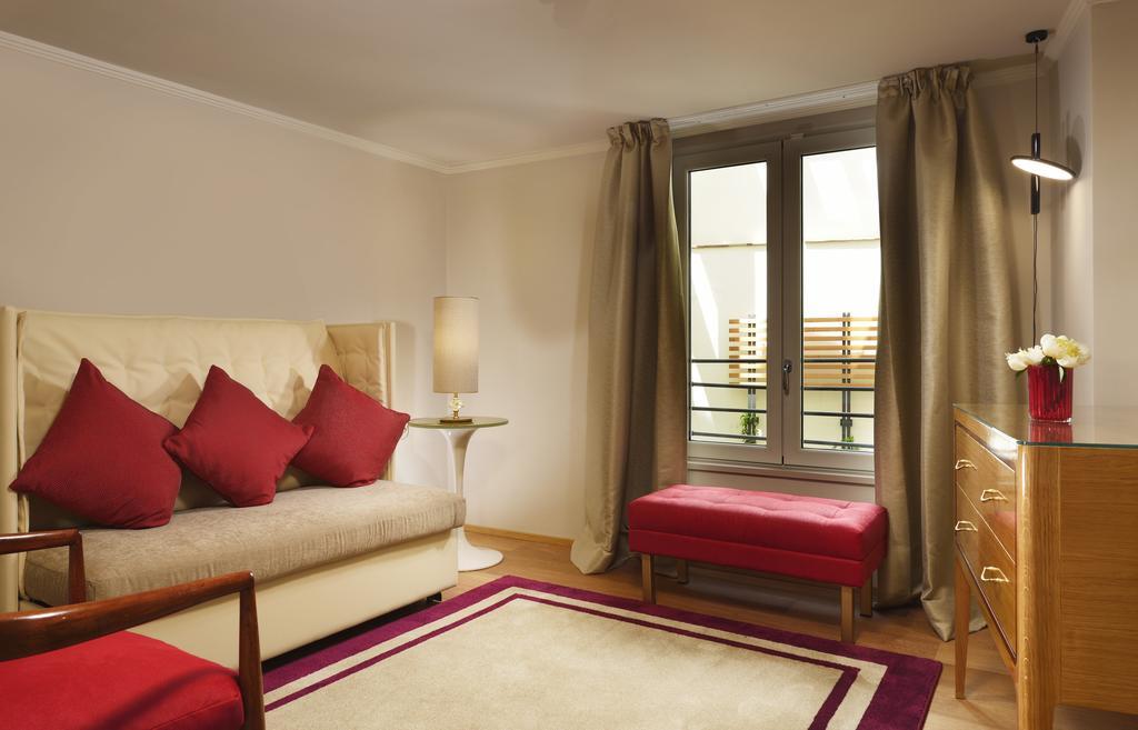 Grand Minerva Hotel 4*