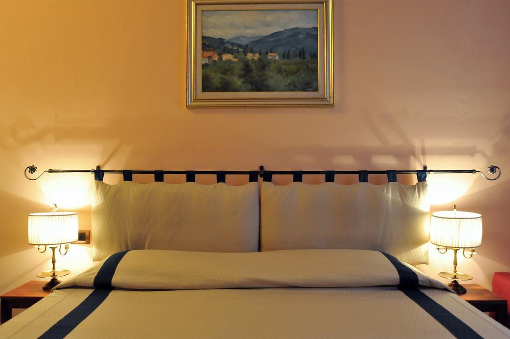 Residenza Cantagalli Couette-café 2*