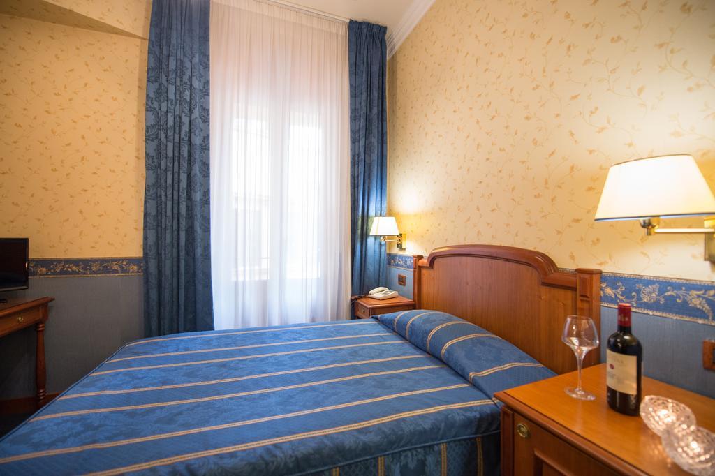 Hotel Diana Park 3*
