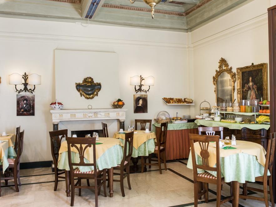 Residenza Castiglioni Bed & Breakfast 4*