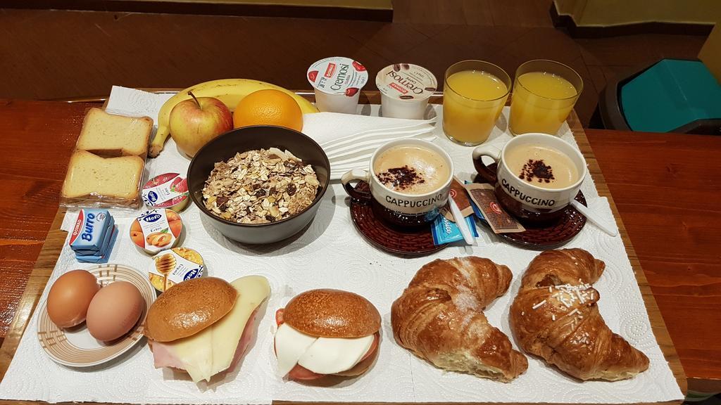 Hotel Ester 3*