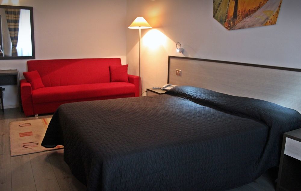 Magenta 3* Florence