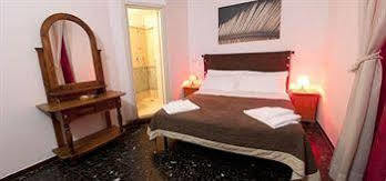 Bed & Bed Peterson Firenze