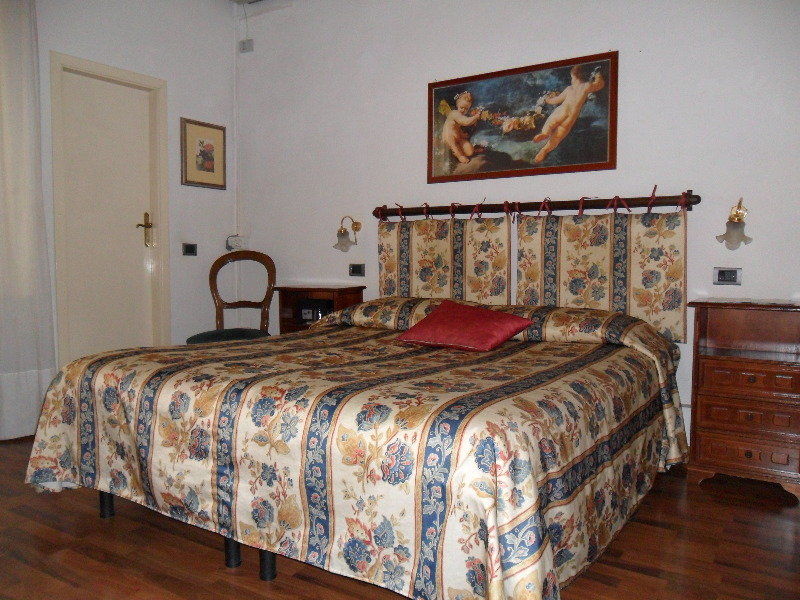 Piccolo Nel Centro Storico Di Hotel