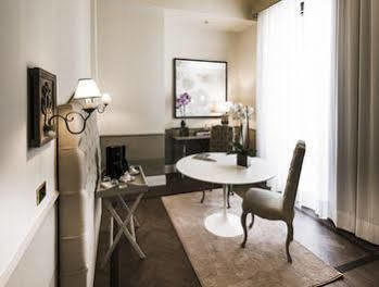 Palazzo Lorenzo Boutique & Hotell 4*
