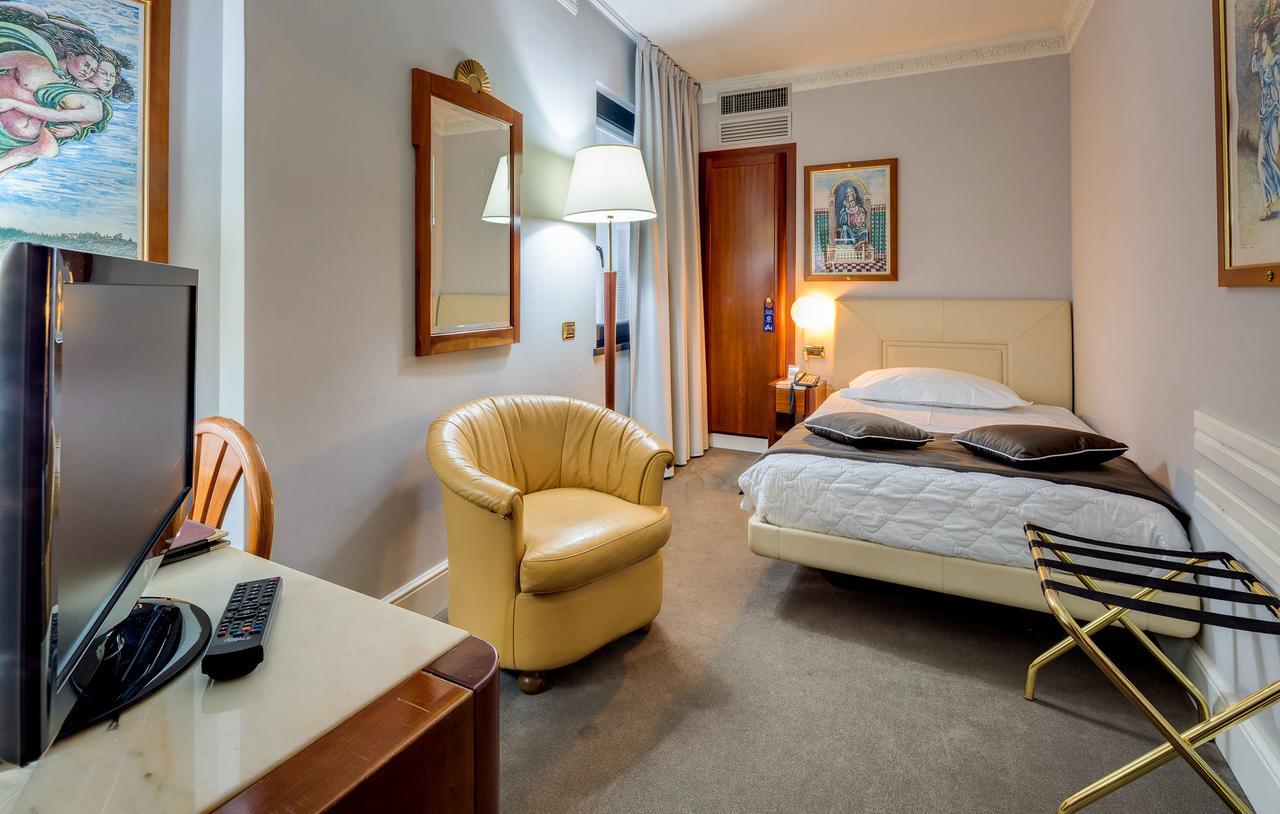 Roma 4*