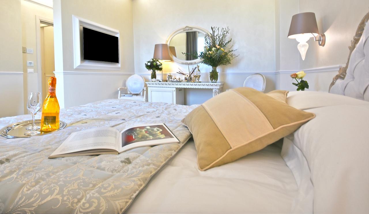 Hotell The Moon Boutique & 4*