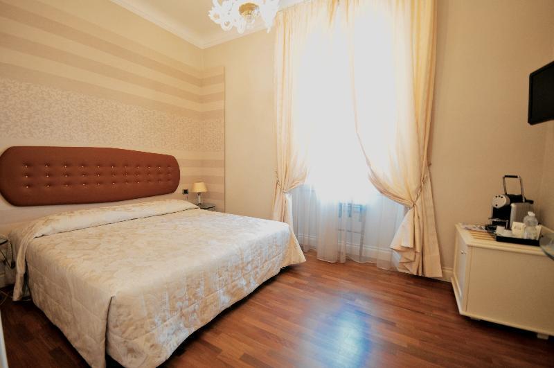 C-hotels De Rose Palace Hotell
