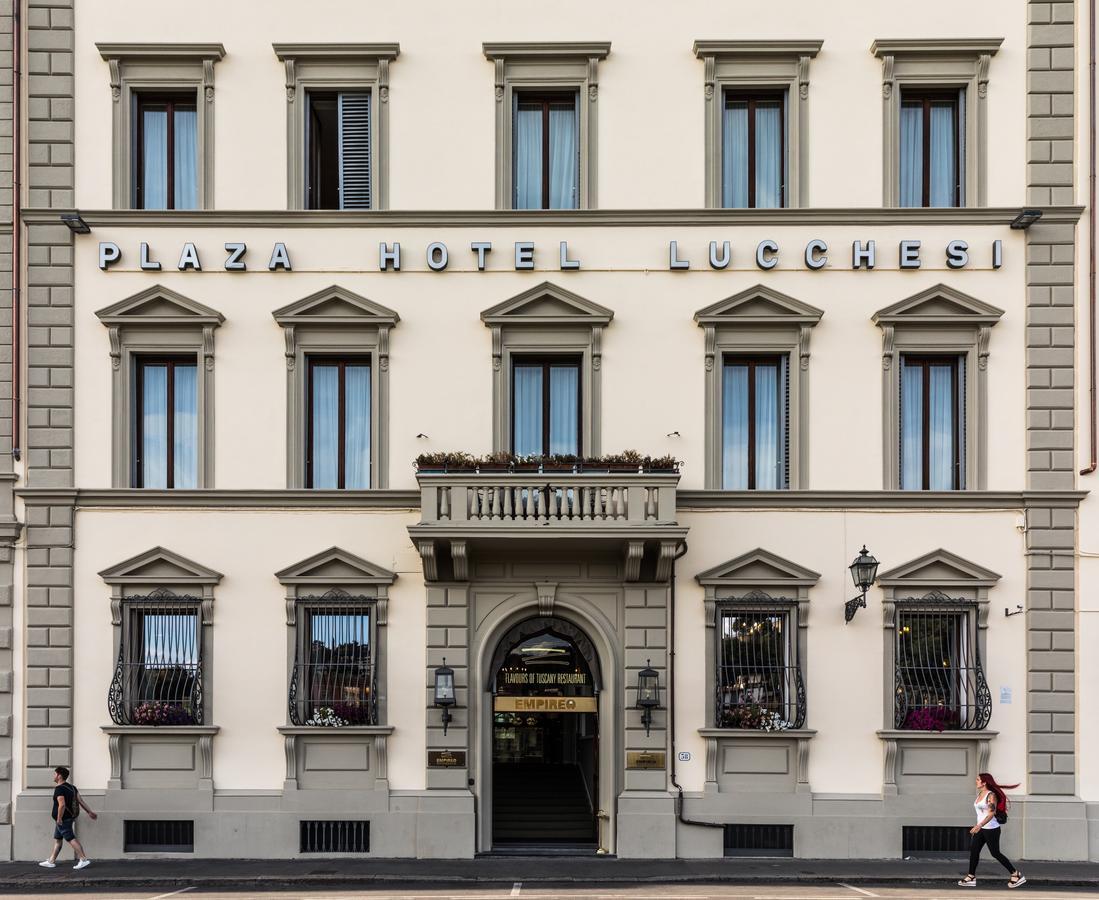 Plaza Lucchesi Florence