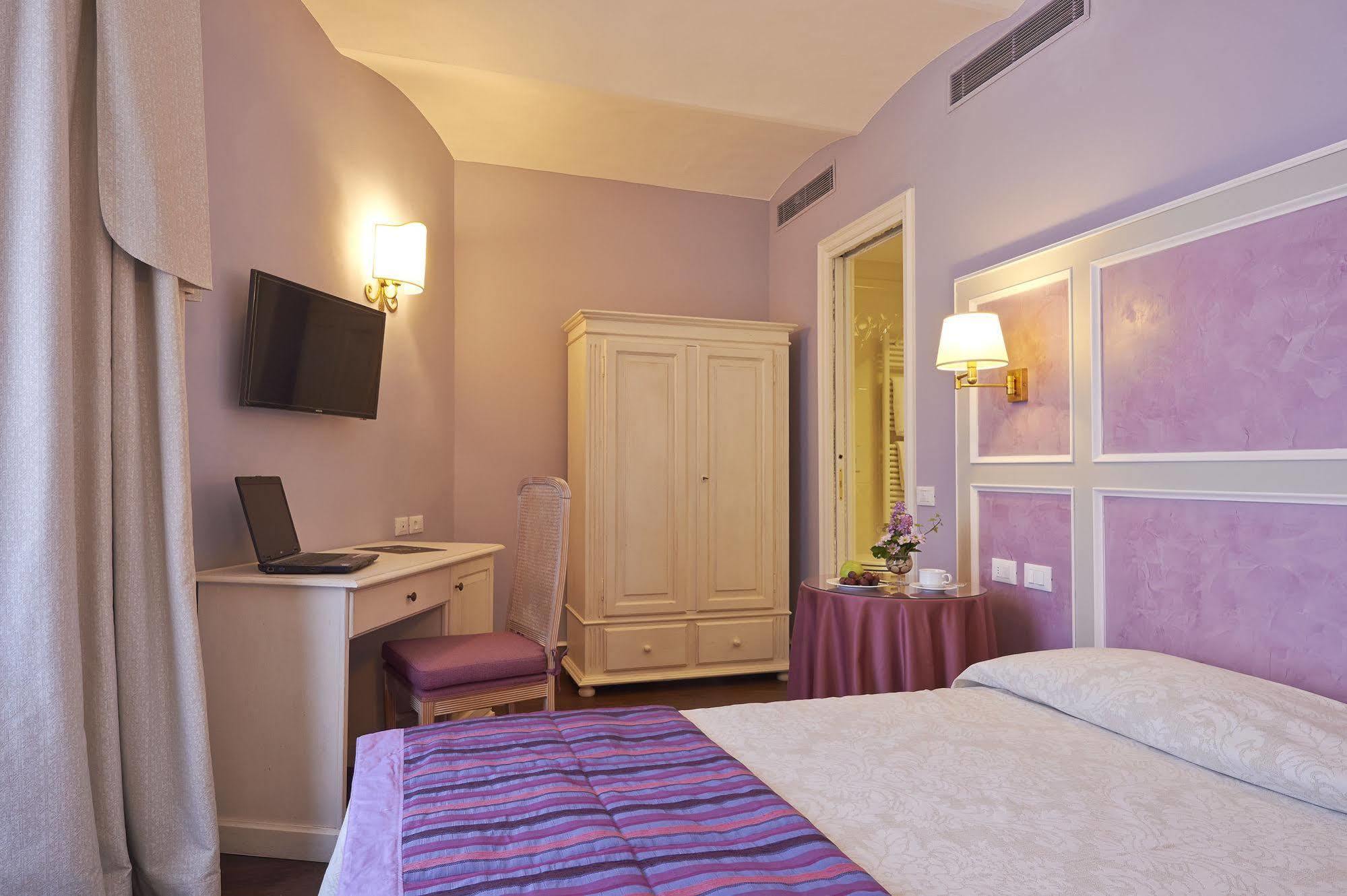Capitale Hotel
