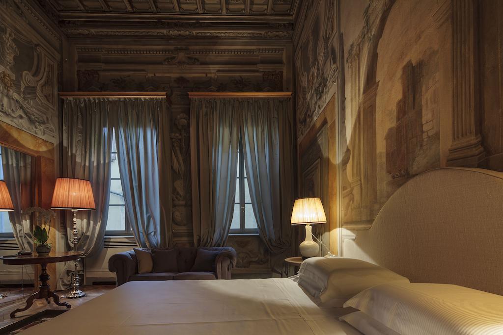 Al Palazzo Del Marchese Di Camugliano Residenza D'epoca Hotel 4*