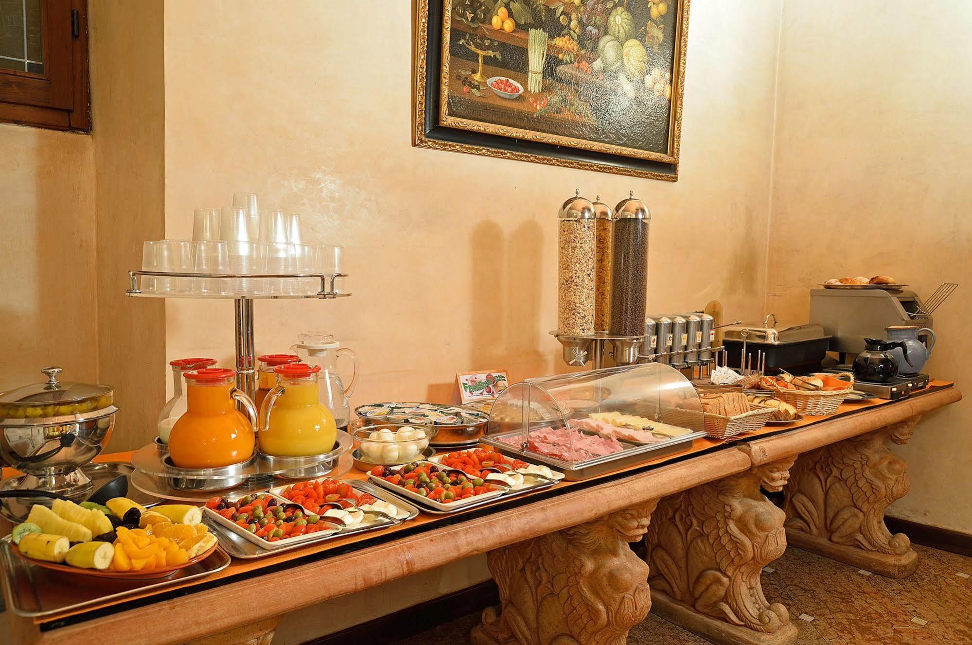 Hotel Porta Faenza