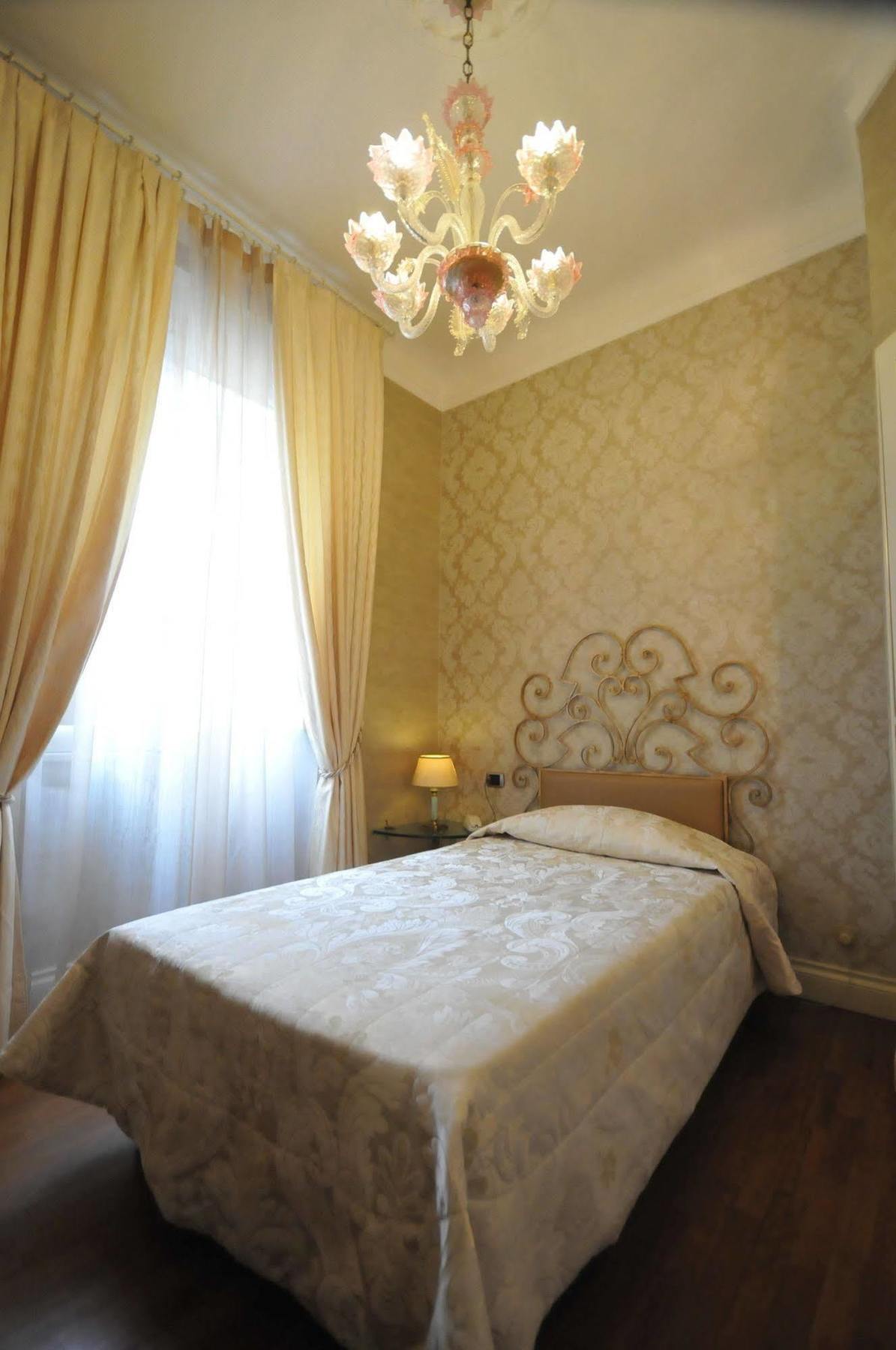 Hotell C-hotels De Rose Palace Firenze
