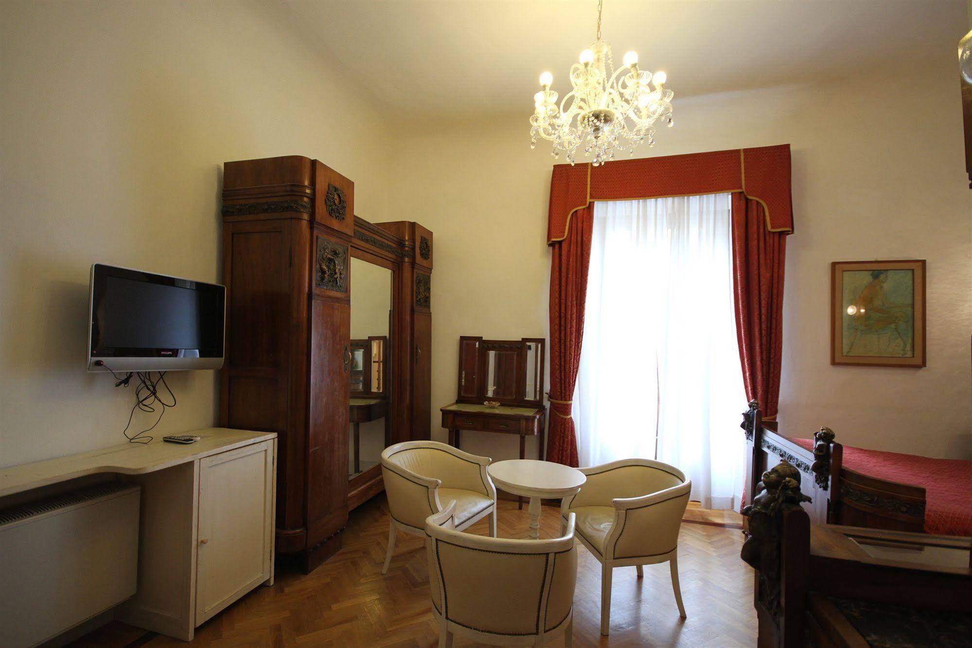 Bed & Breakfast Villino Il Magnifico 3*