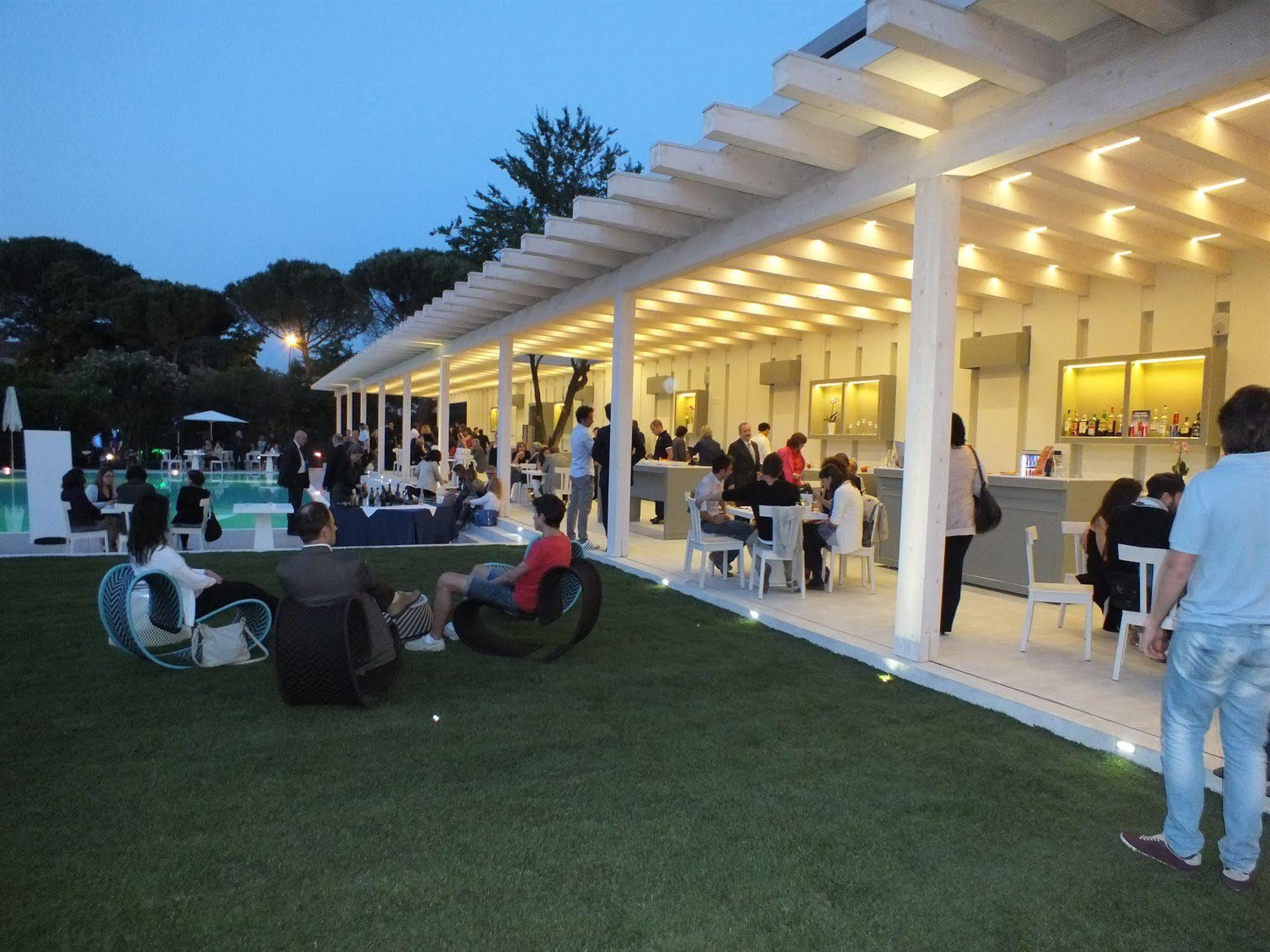 Italiana Hotell 4*