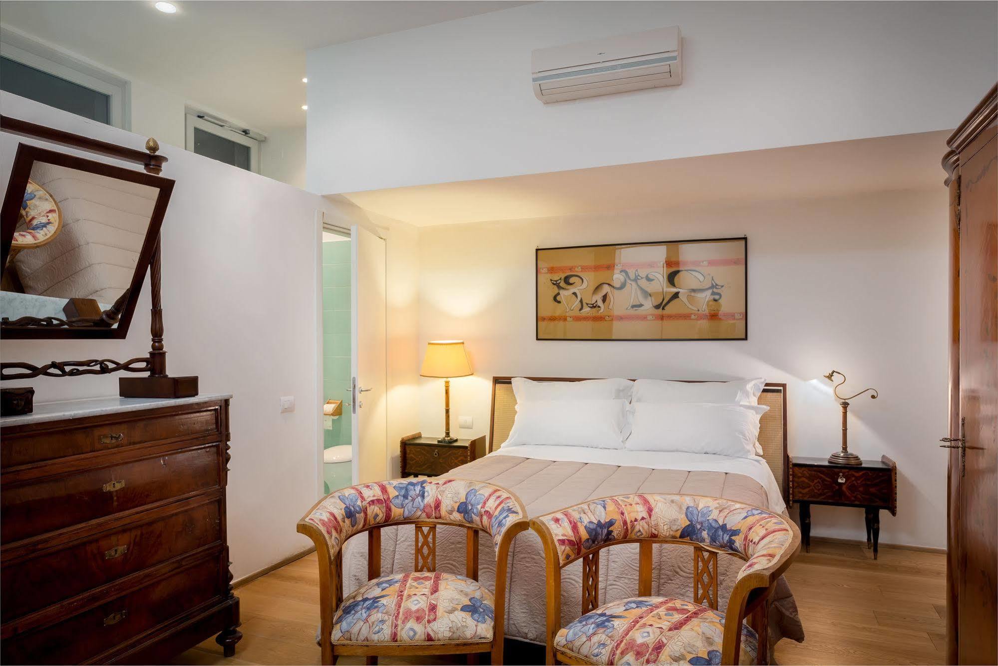 Vintage Aparthotel